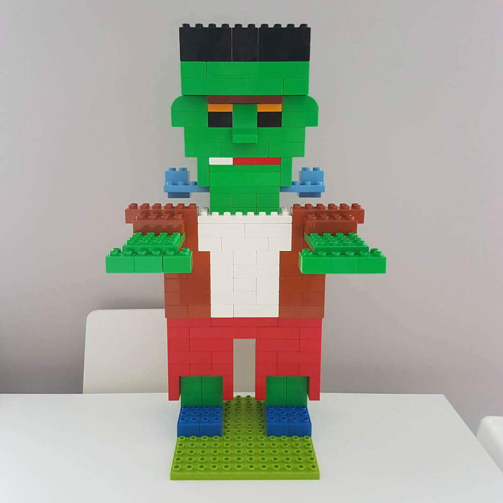 Mummy From The Block: Duplo Frankenstein