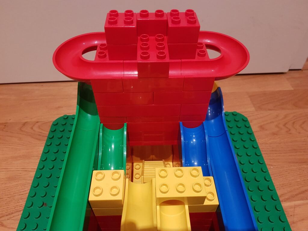 Duplo Kugelbahn mit Treppe