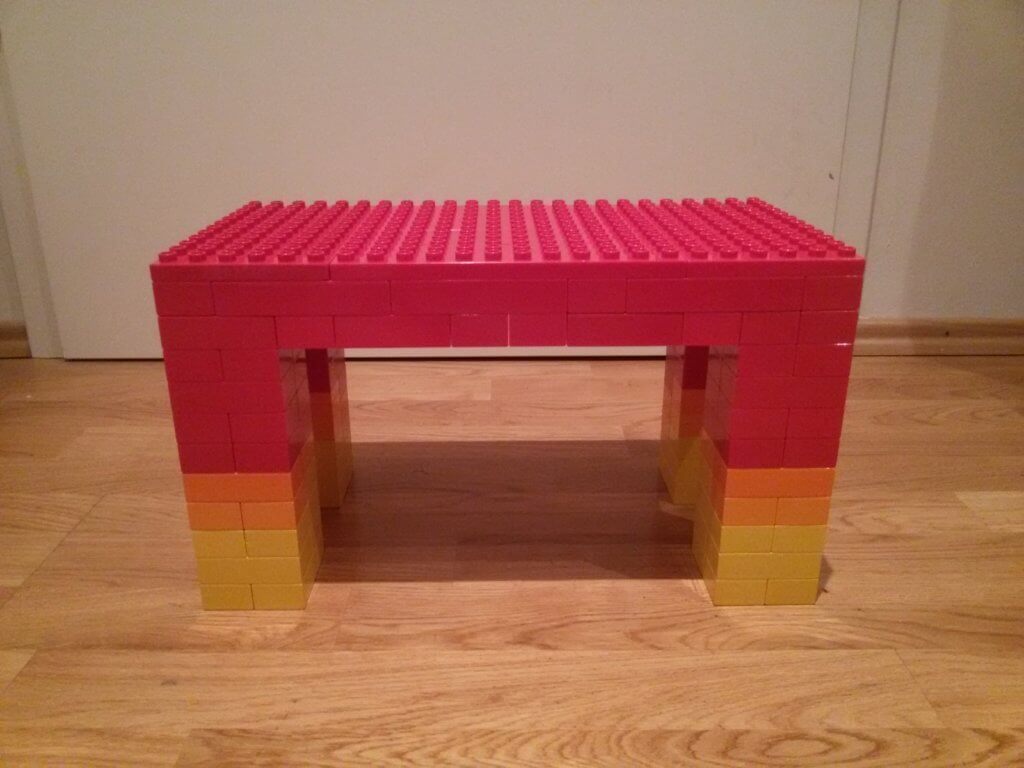 Duplo Tisch