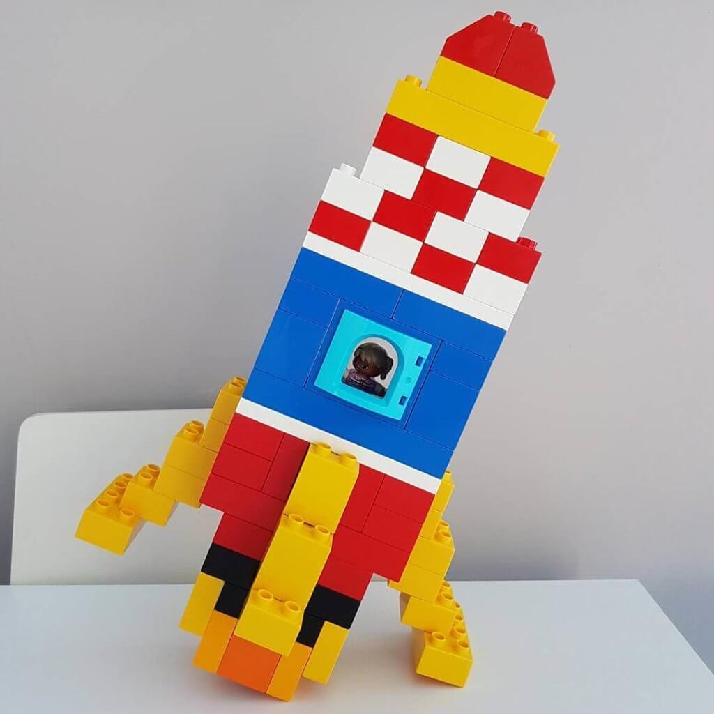 Mummy From The Block: Duplo Rakete